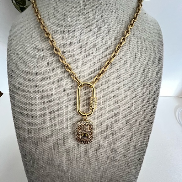 Turkish Evil Eye Hand Pendant Necklace -Chunky Classic Evil Eye Necklace - Picture 10 of 10